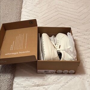 Dr. Scholl's White Sneakers